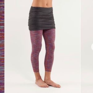 Lululemon Yin To You Crop Multi / Black size 6